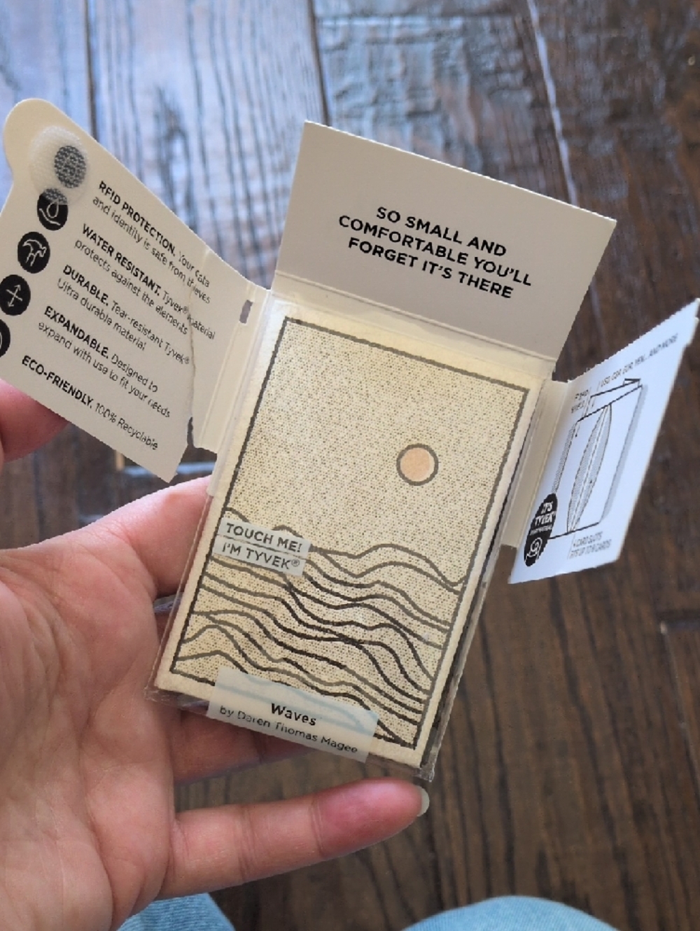 PAPERWALLET I NWT Artist Designed Waves Pattern Tyvek Compact Micro Wallet - Picture 7 of 16